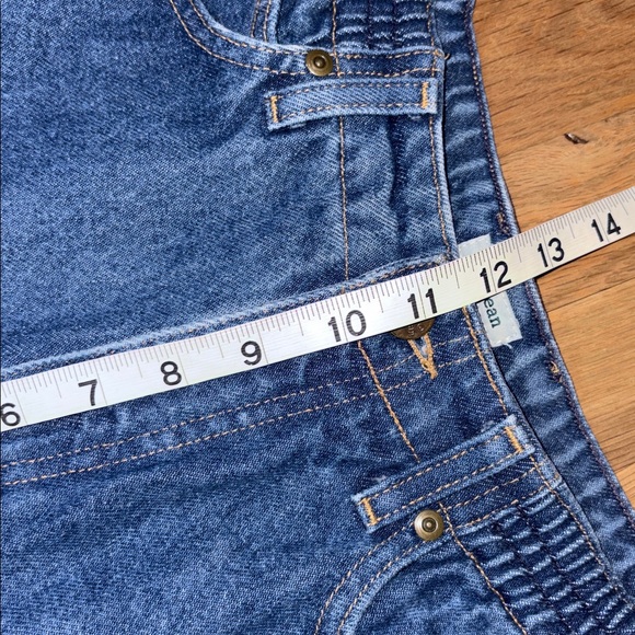 LL BEAN original fit relaxed jeans - Picture 7 of 8